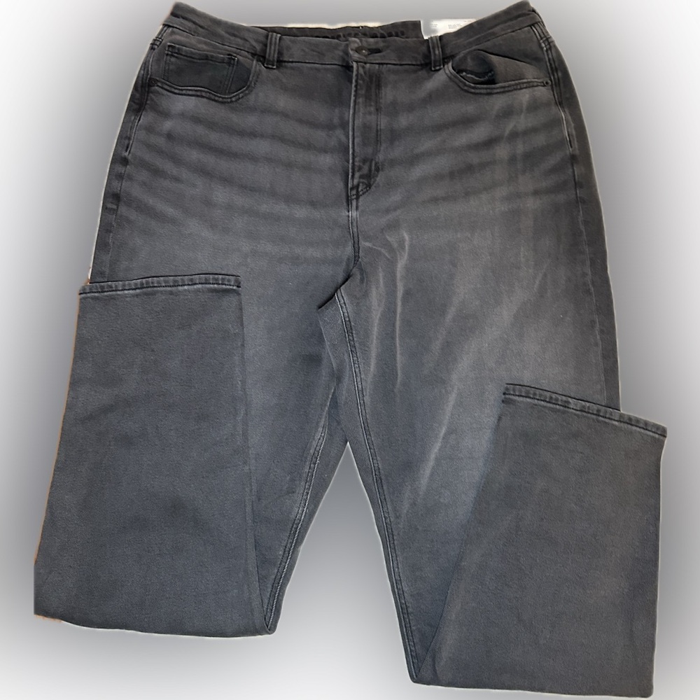 NWT LONG American Eagle Outfitters Black High Rise Jeans